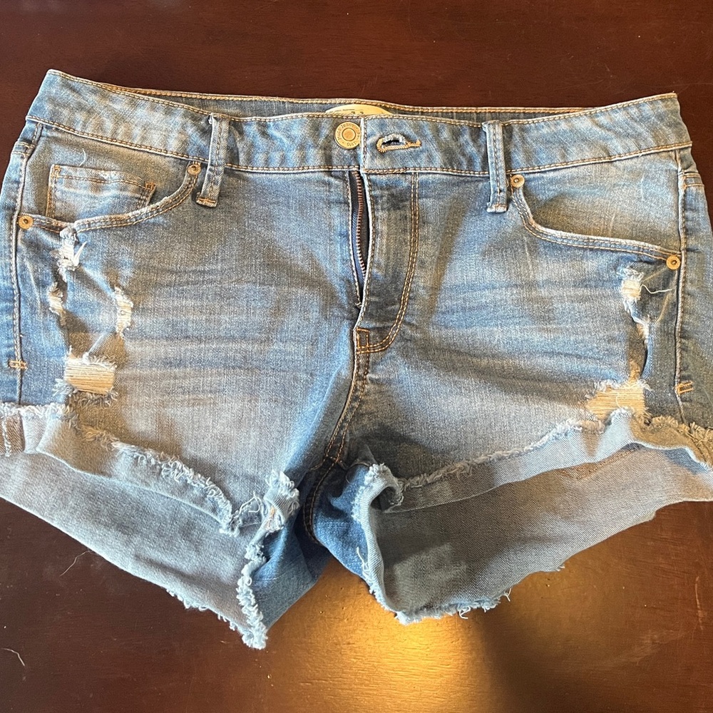Mudd Blue Distressed Jean Shorts Casual Style